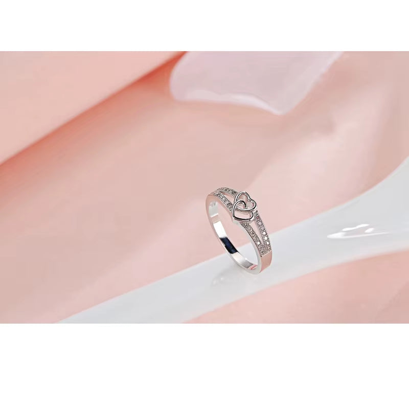 925 Sterling Silver Color Ring Simple Sweet Romantic Style Lover Gifts Cross Love Shape for Women Engagement Ceremony Jewelry